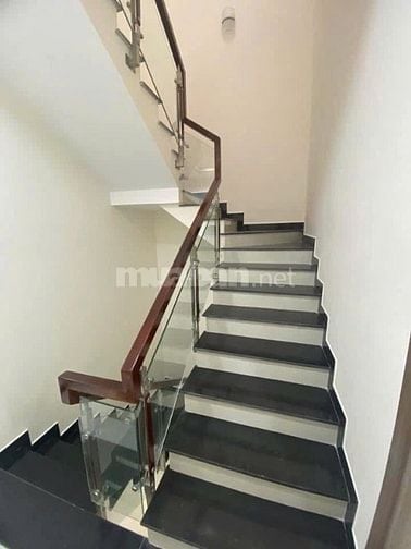 Cho thuê đương số 7B khu Tên Lửa, 20 triệu