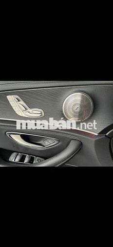 Mercedes Benz E Class 2021 E300 AMG 2.0 siêu đẹp.