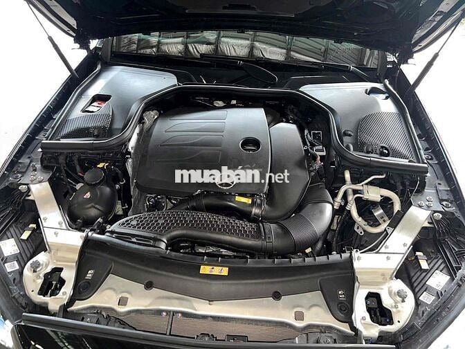 Mercedes Benz E Class 2021 E300 AMG 2.0 siêu đẹp.