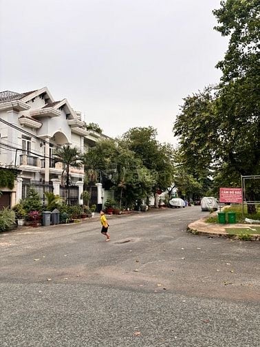 BÁN LÔ ĐẤT NGANG KHỦNG 7.5M – PHẠM VĂN ĐỒNG, HBC – GIÁ CHỈ 8.7 TỶ T