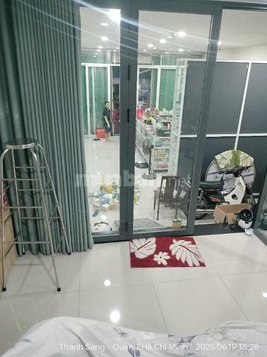 Nhà Mặt Tiền Lê Văn Lương 1 Trệt 3 Lầu 6x30m 5 Phòng Nhà Mới