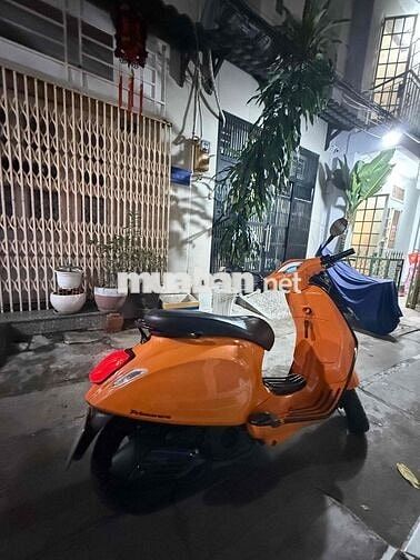 BÁN XE VESPA SPRINT MÀU CAM MỚI