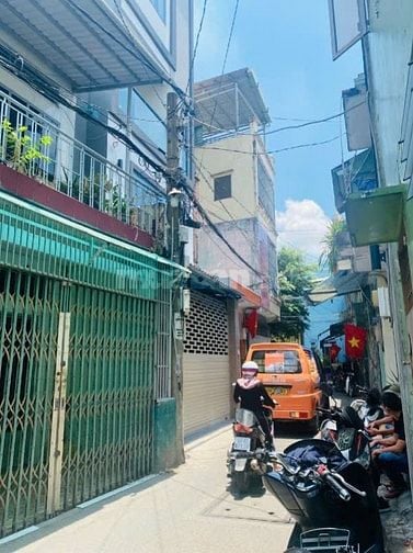 Bán nhà rộng rẻ hẻm xe hơi (6,8x12) 383/3/8 QUANG TRUNG P10 Gò Vấp 