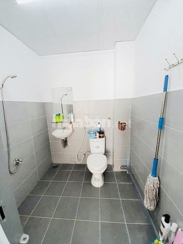 Phòng Full tiện nghi rộng 30m2 có Ban công thoáng - Nguyễn Thượng Hiền