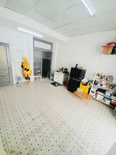 Phòng Full tiện nghi rộng 30m2 có Ban công thoáng - Nguyễn Thượng Hiền