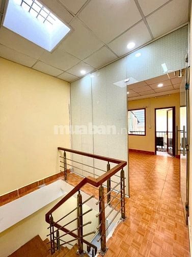 Cho thuê nhà hẻm 3m (BG)Nguyễn Công Trứ, P.N.T. Bình, Q.1 giá 12tr