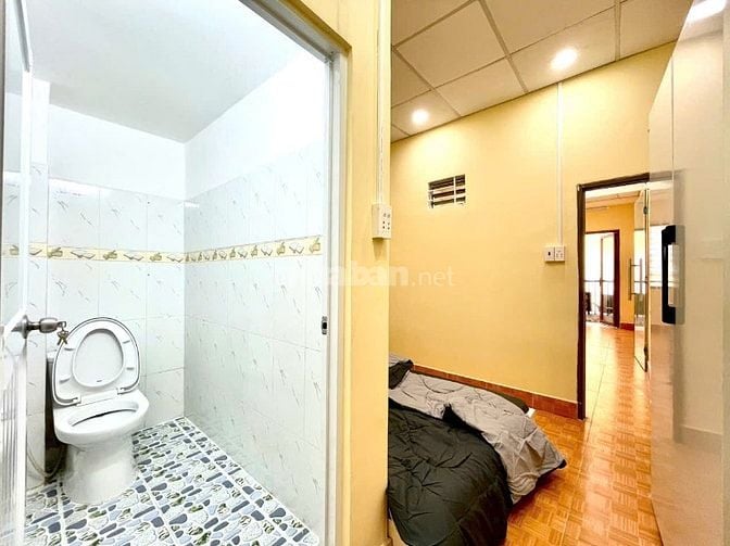 Cho thuê nhà hẻm 3m (BG)Nguyễn Công Trứ, P.N.T. Bình, Q.1 giá 12tr