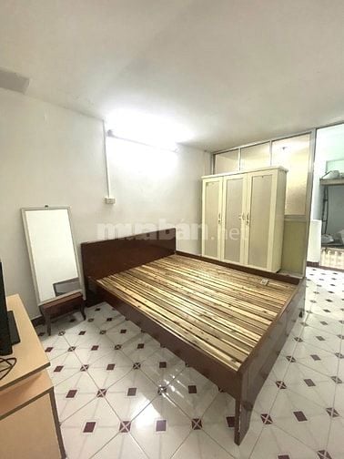 Cho thuê nhà hẻm 3m (BG)Nguyễn Công Trứ, P.N.T. Bình, Q.1 giá 12tr