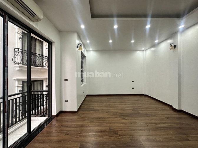 BÁN NHÀ MỚI LÔ GÓC PHỐ NGỌC LÂM - 5TẦNG THANG MÁY - 68M CHỈ 13.5 TỶ