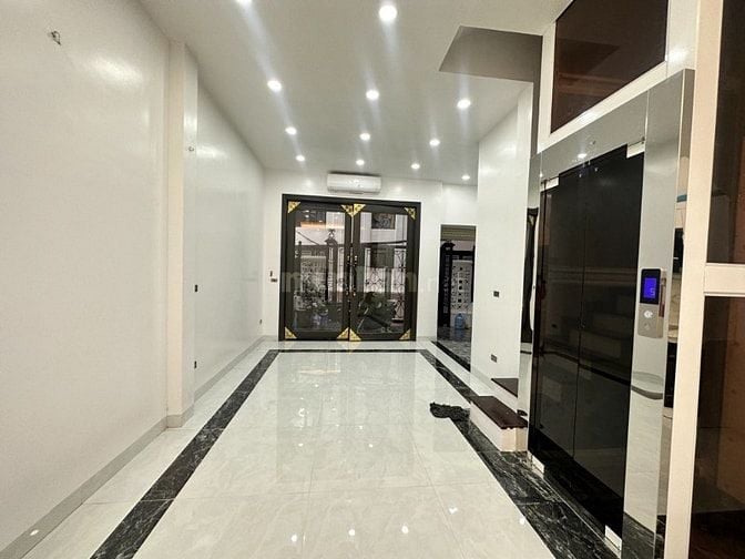 BÁN NHÀ MỚI LÔ GÓC PHỐ NGỌC LÂM - 5TẦNG THANG MÁY - 68M CHỈ 13.5 TỶ