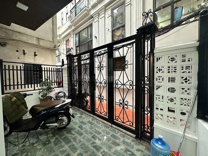 BÁN NHÀ MỚI LÔ GÓC PHỐ NGỌC LÂM - 5TẦNG THANG MÁY - 68M CHỈ 13.5 TỶ