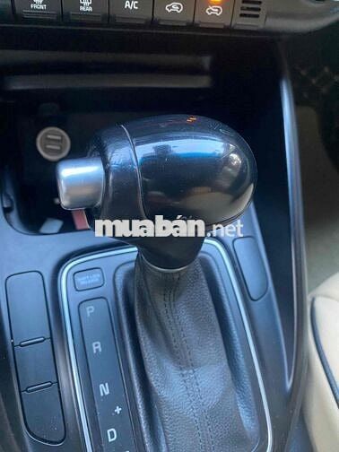 Kia rondo cuối 2016 số tự động 1 chủ mua mới