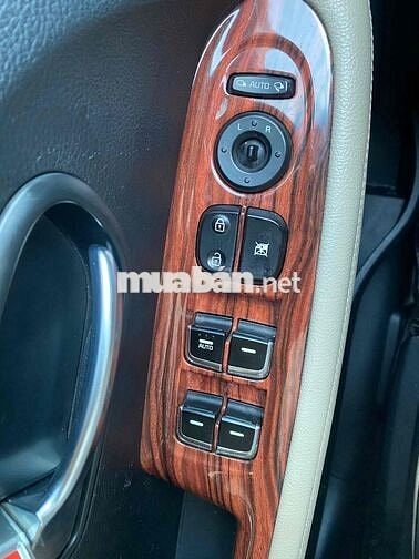 Kia rondo cuối 2016 số tự động 1 chủ mua mới