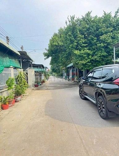 BÁN DÃY TRỌ 5 PHÒNG ĐỂ CHẠY TIỀN NGÂN HÀNG, Ở CỦ CHI, 119M2, GIÁ 985 t