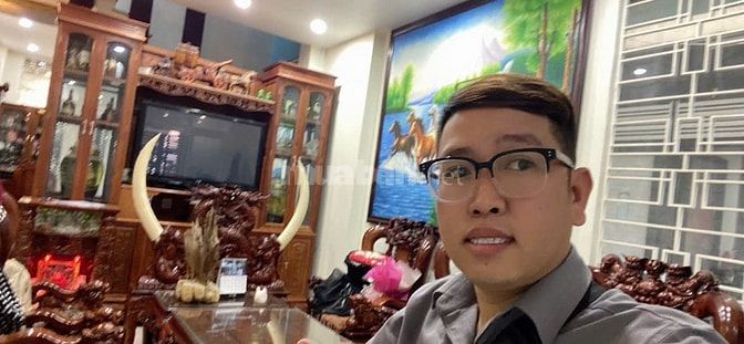 bán nhà gần sân bay, giá đầu tư,hẻm oto 6 tỷ xíu đẹp lung linh