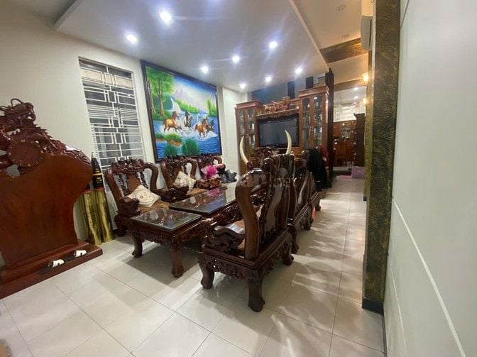 bán nhà gần sân bay, giá đầu tư,hẻm oto 6 tỷ xíu đẹp lung linh