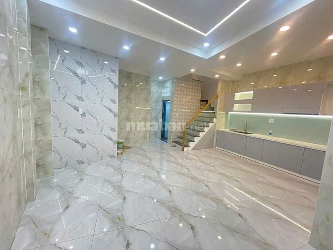 Bán nhà, số 411 Lê Quang Sung, Phường 9, Quận 6.