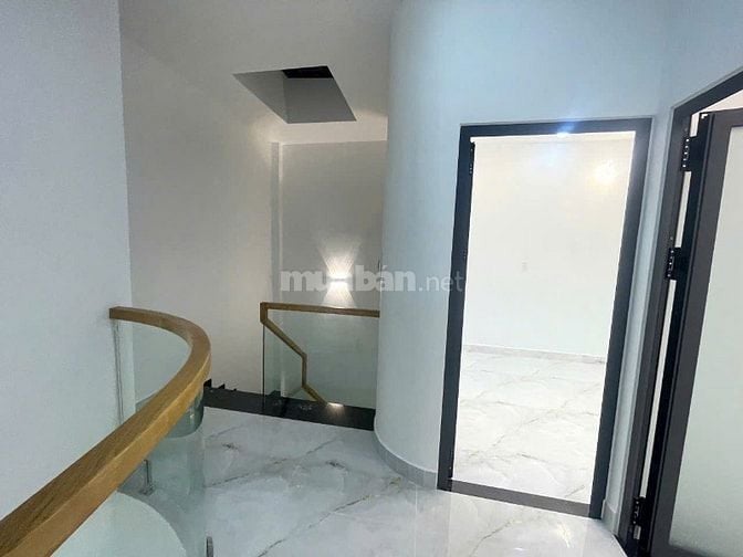 Bán nhà, số 411 Lê Quang Sung, Phường 9, Quận 6.