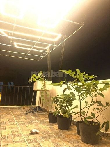 Nhà đúc 3 tầng đường 6m thông Nguyễn Văn Quá, Quận 12, 4x14, SHR, 5tỷ2