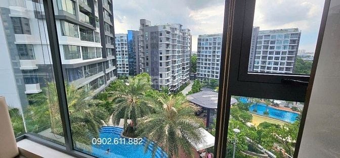 Cho thuê căn góc 3PN 117m2, 25tr, nội thất cao cấp, Celadon City