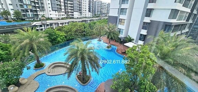 Cho thuê căn góc 3PN 117m2, 25tr, nội thất cao cấp, Celadon City