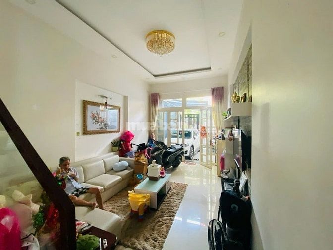 Cần bán gấp nhà 1 đời chủ. kdc Bình Hưng Bình Chánh gần bến xe Quận 8
