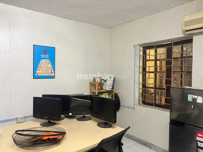 CẦN BÁN NHÀ TRUNG TÂM HÀ NỘI CÁCH HỒ GƯƠM HƠN 6KM