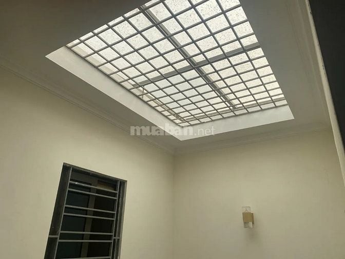 NHÀ NGÕ NGUYỄN VIẾT XUÂN – PHÂN LÔ – Ô TÔ TRÁNH – TRUNG TÂM ĐẮC ĐỊA – 