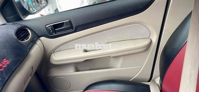 Ford Focus 208