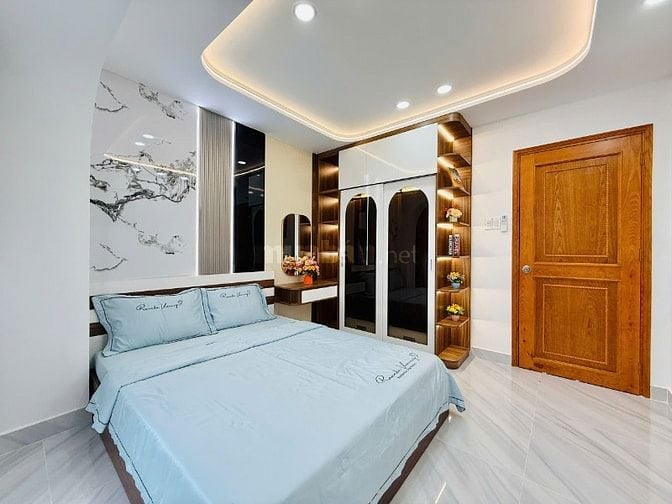 CHÍNH CHỦ BÁN NHÀ GÒ VẤP GẦN CÔNG VIÊN ĐÚC 3LẦU HẺM XE HƠI GIÁ MỀM