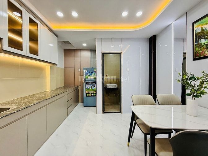 CHÍNH CHỦ BÁN NHÀ GÒ VẤP GẦN CÔNG VIÊN ĐÚC 3LẦU HẺM XE HƠI GIÁ MỀM