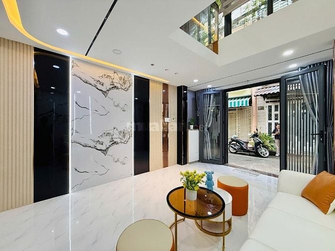 CHÍNH CHỦ BÁN NHÀ GÒ VẤP GẦN CÔNG VIÊN ĐÚC 3LẦU HẺM XE HƠI GIÁ MỀM