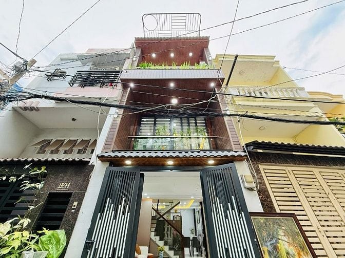 CHÍNH CHỦ BÁN NHÀ GÒ VẤP GẦN CÔNG VIÊN ĐÚC 3LẦU HẺM XE HƠI GIÁ MỀM