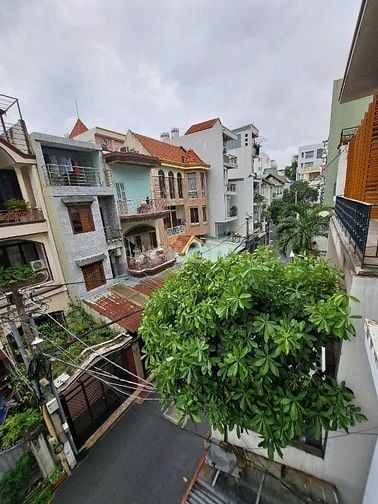 Mặt tiền Khu Sân Bay. 8x20m. 3 Tầng. 