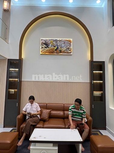 Bán nhà 680/26 đường bình long DT4,5x13 đúc 1 trệt 2 lầu bán 6,85 tỷ 