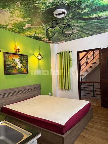 Cho thuê nhà phố Bùi Thị Xuân Quận 1