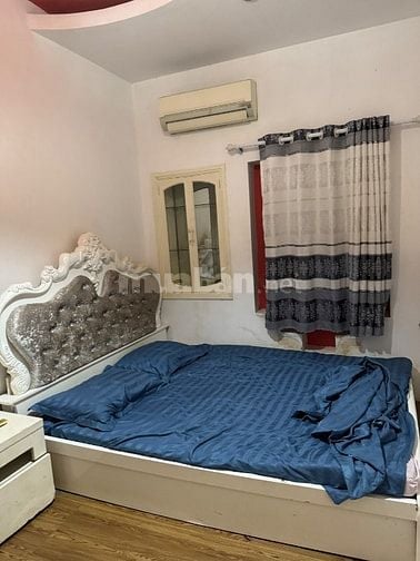 Cho thuê nhà phố Bùi Thị Xuân Quận 1
