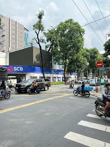 Bán nhà (19x32m) 2 mặt tiền Phạm Ngọc Thạch và Điện Biên Phủ, Quận 3
