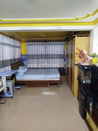 Bán nhà 165 Nguyễn Lâm, phường 6 quận 10