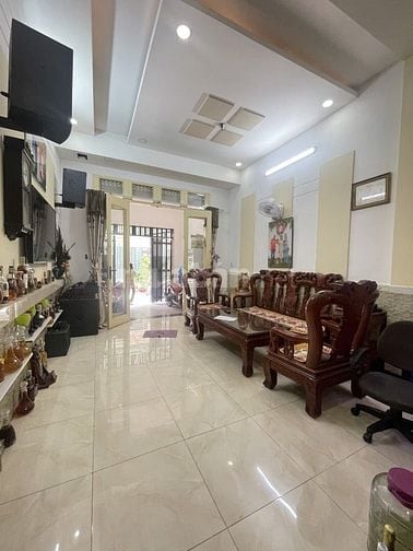 Nhà Đẹp-Mới Tiện Kinh Doanh- Mở Spa-VP Ôtô trước nhà 3 LẦU+Sân Thượng