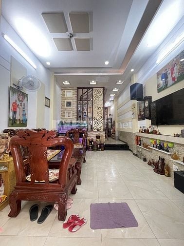 Nhà Đẹp-Mới Tiện Kinh Doanh- Mở Spa-VP Ôtô trước nhà 3 LẦU+Sân Thượng
