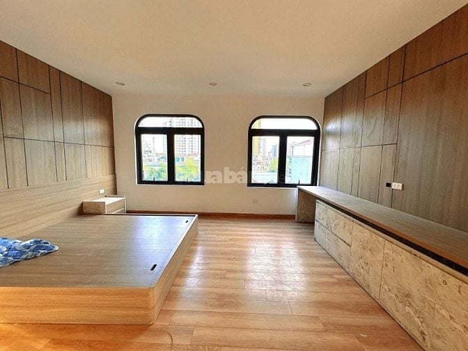 Nhà Đẹp Mặt Phố Nguyễn Văn Trỗi, 83 m, 8 tầng, mt 8m, giá 37.9 tỷ