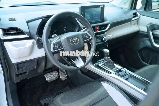 Toyota Veloz Cross 2022 CVT - 91000 km