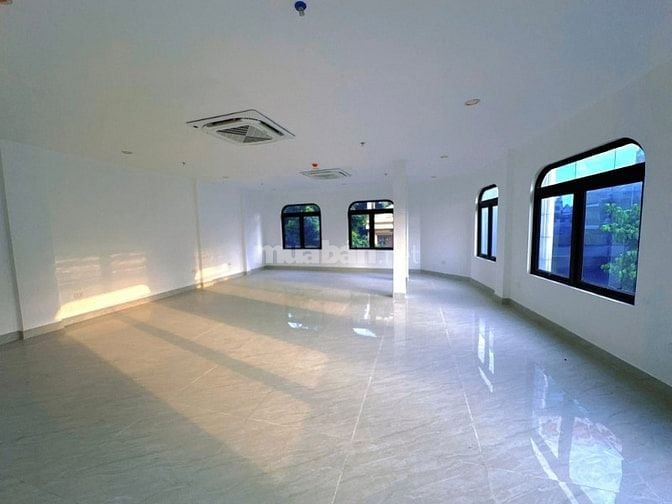 Nhà Đẹp Mặt Phố Nguyễn Văn Trỗi, 83 m, 8 tầng, mt 8m, giá 37.9 tỷ