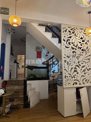 Cho thuê nhà phố Bùi Thị Xuân Quận 1