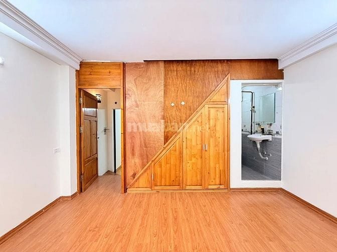 Bán nhà Ngọc Hồi, 34m2 xây 4 tầng, 3 ngủ, giá 4.95 tỷ ngay TT Văn Điển