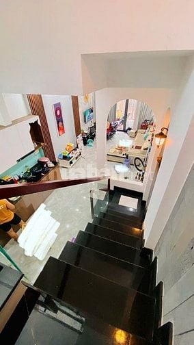 Bán nhà đúc 3 tầng mới - Đường nhựa 6m thông - Nguyễn Văn Quá
