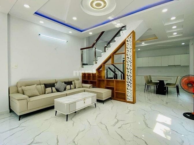 Bán nhà Phan Văn Trị, Bình Thạnh, Hẻm 5m, 50m2, 2Phòng Ngủ