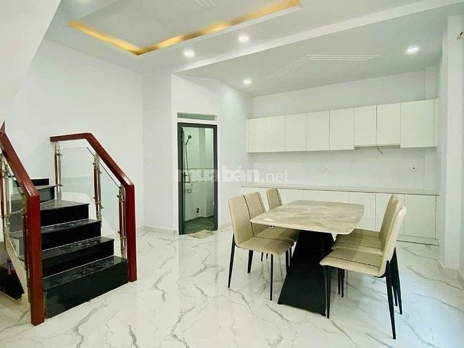 Bán nhà Phan Văn Trị, Bình Thạnh, Hẻm 5m, 50m2, 2Phòng Ngủ