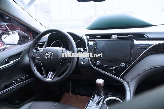 Toyota Camry 2020 2.0G - 60000 km